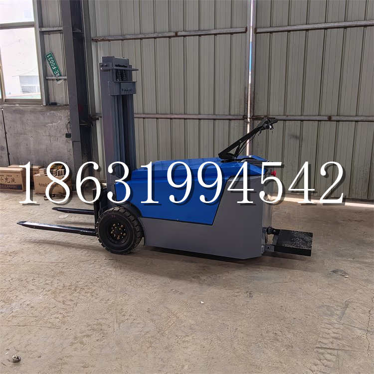 北票市全电动叉车插腿式堆高车液压装卸车1.5吨升高小型站驾式铲车